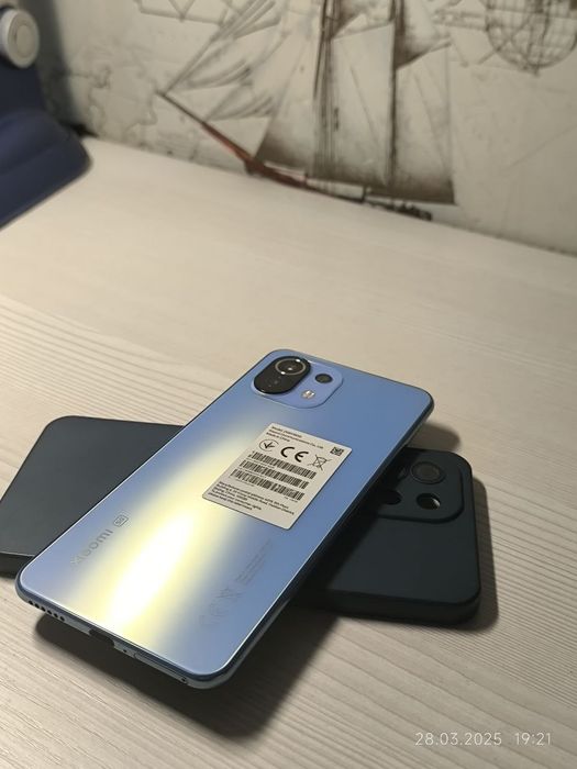 Продам XIAOMI 11
