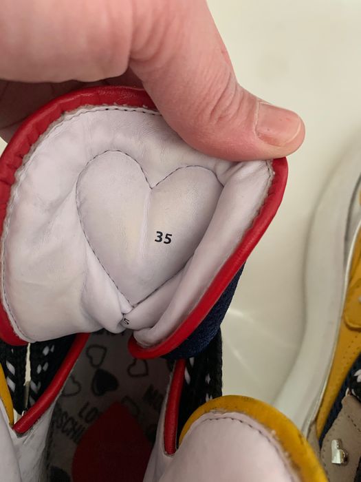 Love Moschino обувки