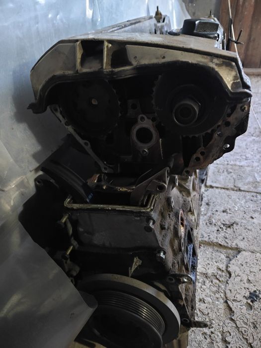 Продам двигатель мотор104,2.8 от Мерседес 124