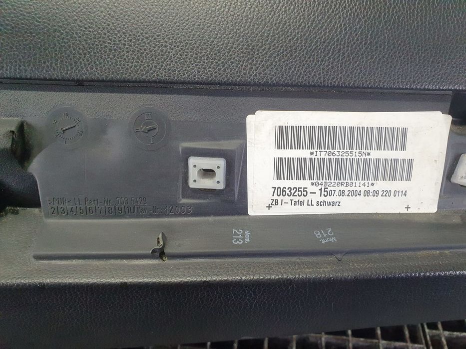 Plansa bord 7034108 BMW Seria 5 E60/E61 (2003 - 2007) 2.5 d M57D25O1 2.5 d M57D25O1 M57D25O1