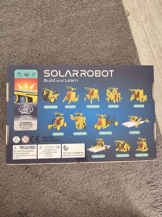 Robot solar 12 in 1