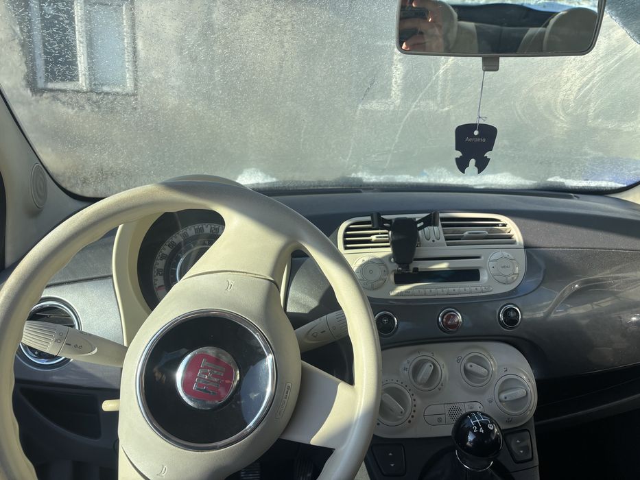 Vand fiat 500 an 2009