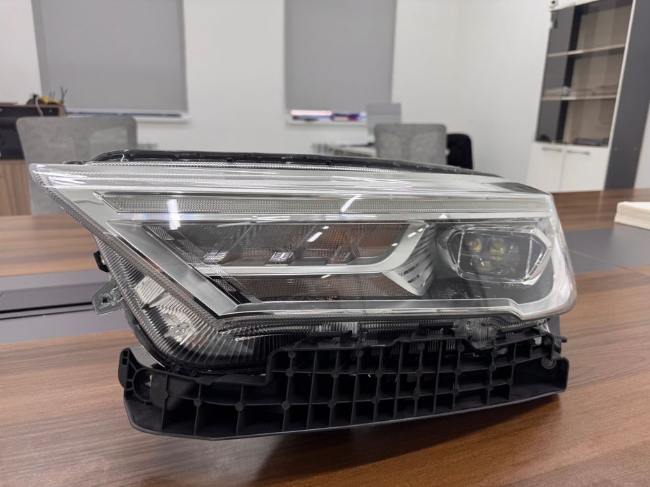 Haval M6 Фара  левый и правый