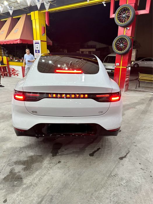 Leapmotor C01 Gibrit primum + Dop opsiya