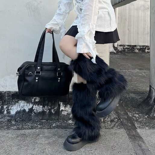 Incalzitoare picioare/ Jambiere din blana ecologica - albe/ negre/ roz