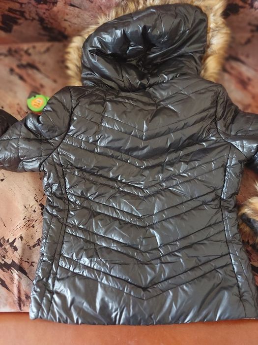 Дамско яке подходящо за есента -ново