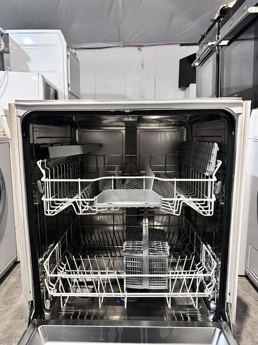 Съдомиялна +гаранция. BOSCH пълно вграждане 60см. Доставка за София