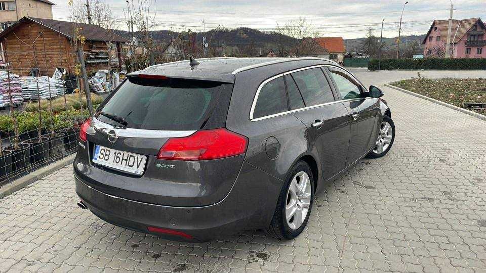opel insignia 2010