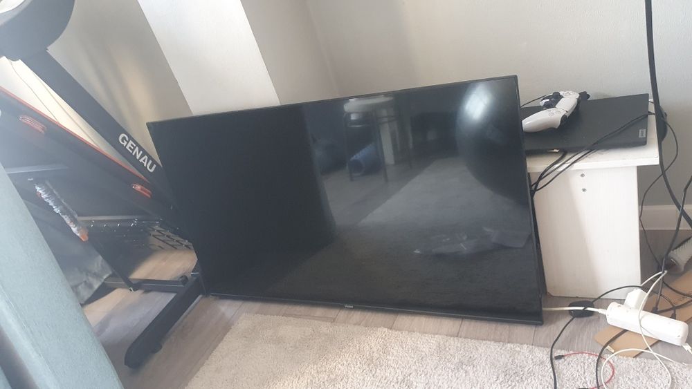 Продам Телевизор Haier 50  черный