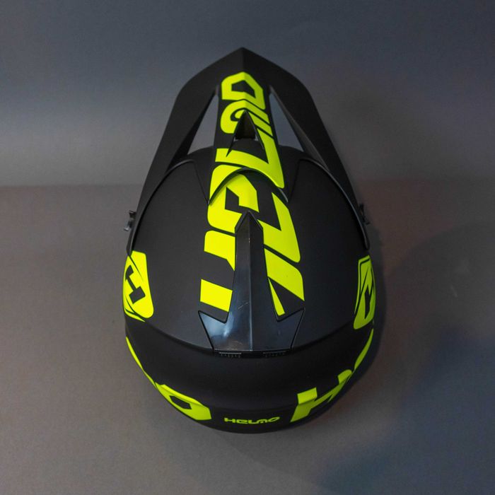 Каска с очила за ел. тротинетка , велосипед , мотокрос