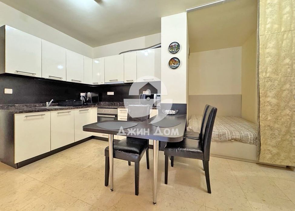 Продава се Двустаен апартамент в Свети Влас - 83 кв.м за 1507 €/кв.м - Снимка #1