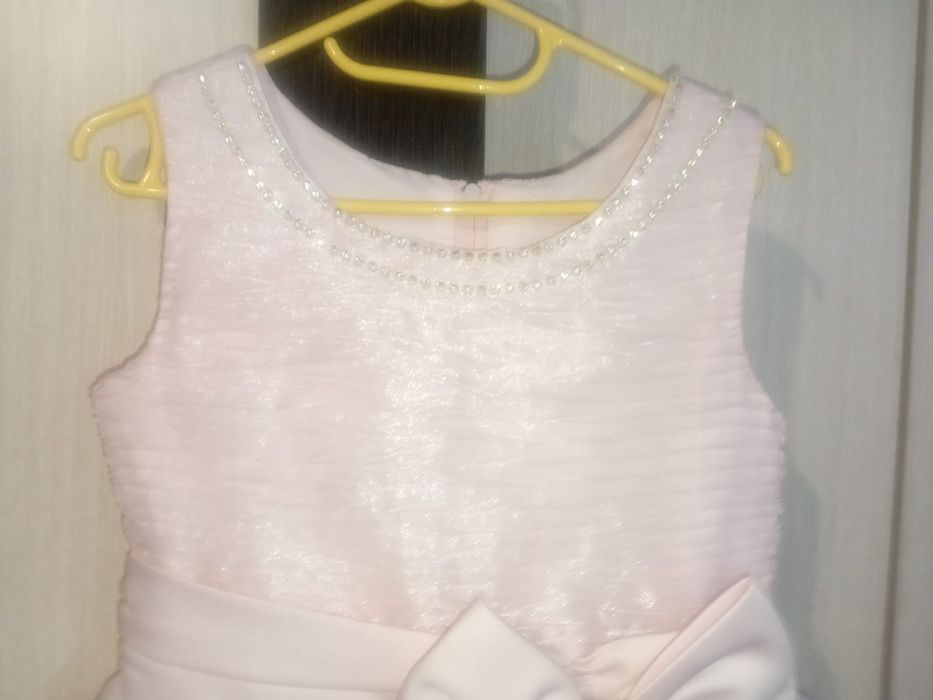 Нарядные платья для девочек дёшево!