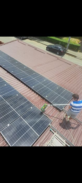 Servicii spalat case fatade  panouri fotovoltaice curatat hale industriale
