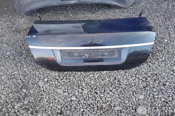 Sigla capota portbagaj Audi A6 4F/C6 [2004 - 2008] Sedan 2.0 TDI MT (
