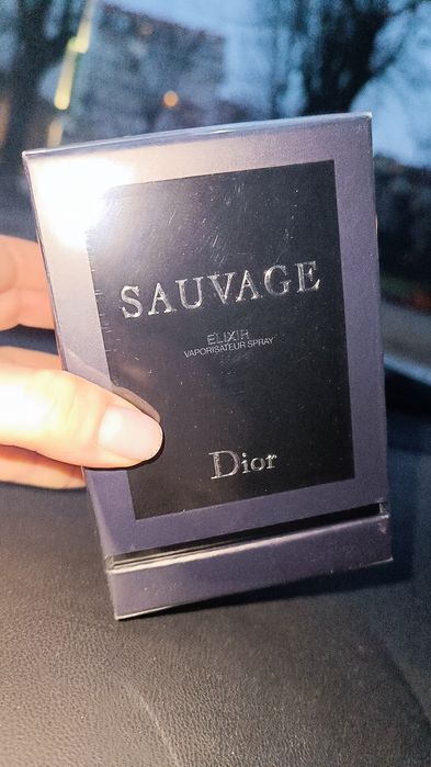 Dior SAUVAGE ELIXIR мъжки парфюм 
DIOR Sauvage Elixir Парфюм