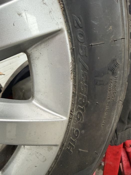 Jante mercedes cu anvelope iarna hankook