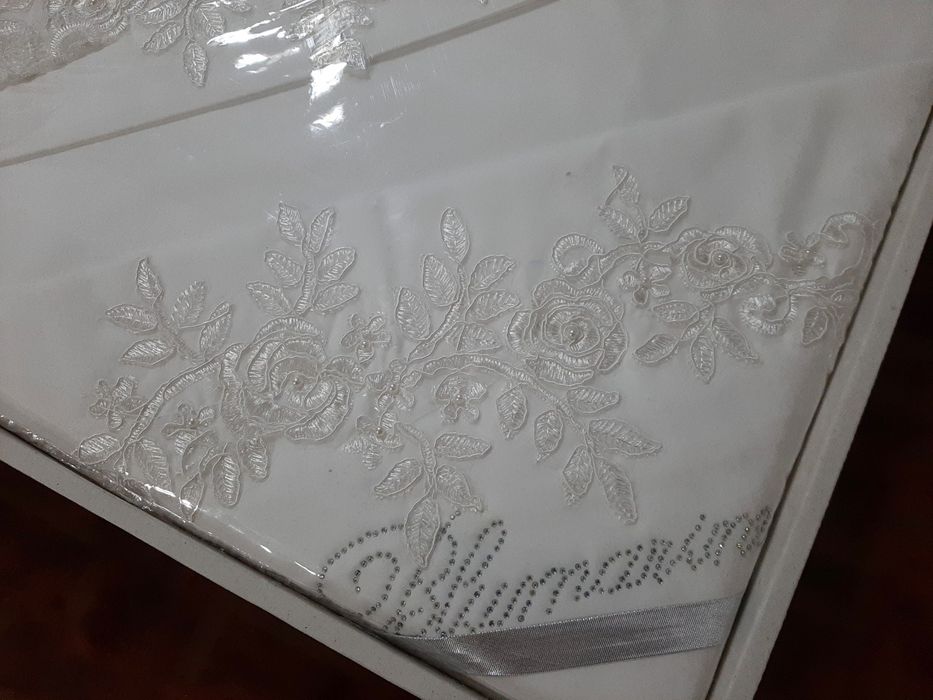 Noviy turetskiy postelniy belyo