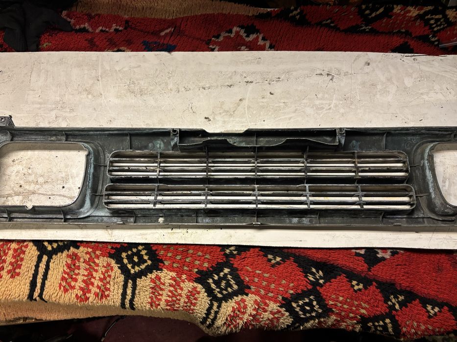 Решетка за Дайхатсу Фероза