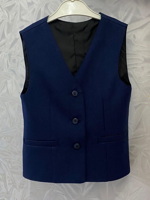 Продам жакет для девочки 1 класс