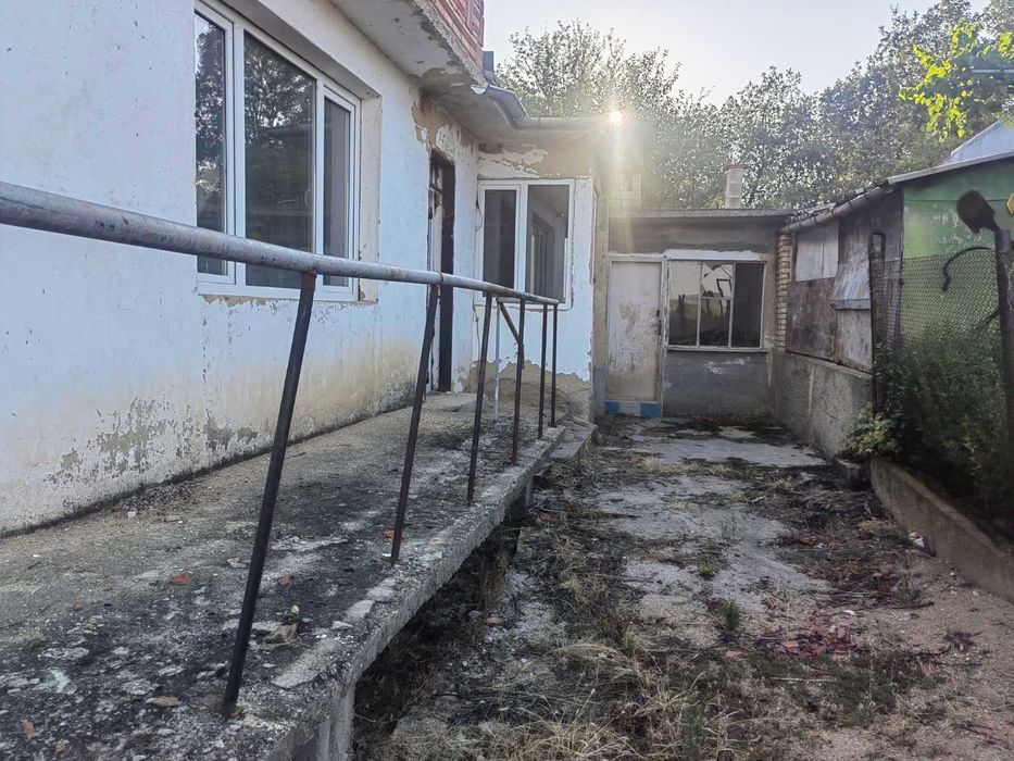 Продава се Къща в с. Сърнегор, Област Пловдив - 140 кв.м за 300 €/кв.м - Снимка #2