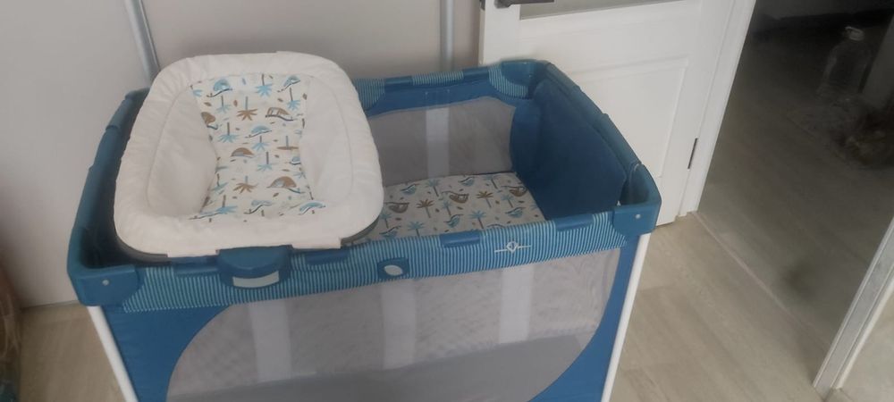 Продам манеж разборный