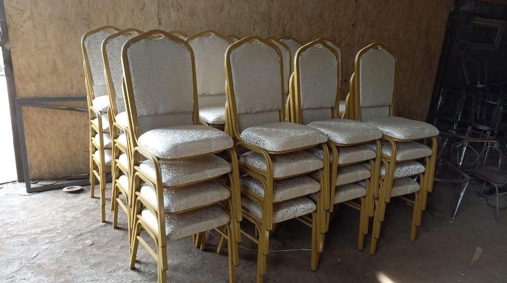 Стулья железные...