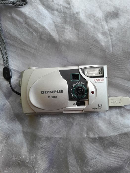 OLYMPUS  чисто  нов и мн.други