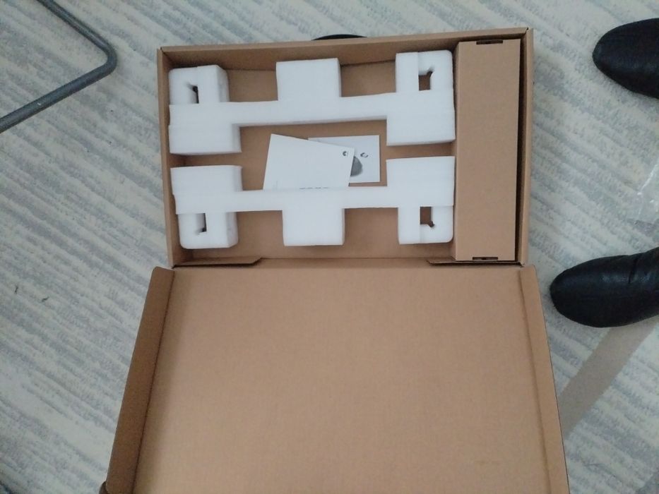 Ультрабук  Huawei Mate book