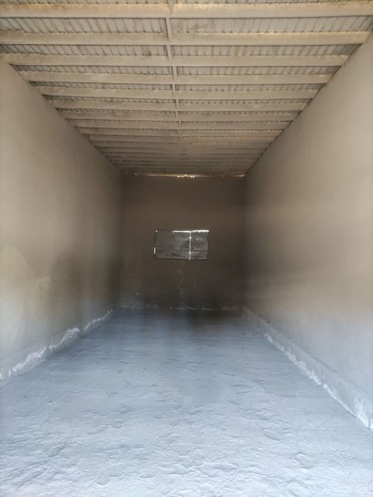 Урганч шахрида 2та склад сотилади