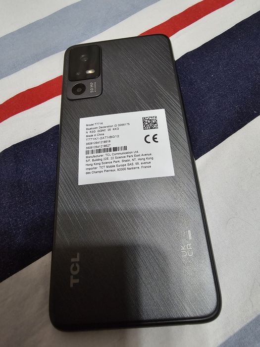 Продавам телефон TCL 40R 5G