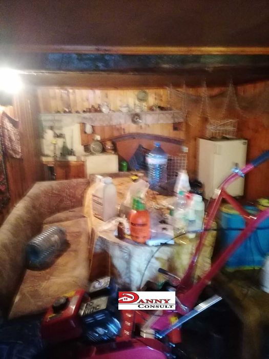 Къща с двор в с. Обединение, обл. Велико Търново