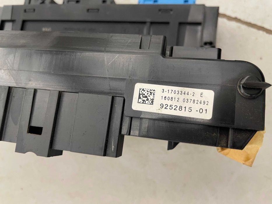 BMW F10 бошуниера табло бушони предно