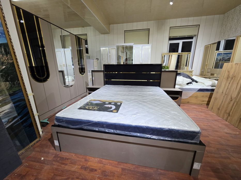 Spalni garnitur Spalni nabor Spalni devan Spalni kravat