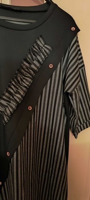 Дамска туника с асиметрични ръкави