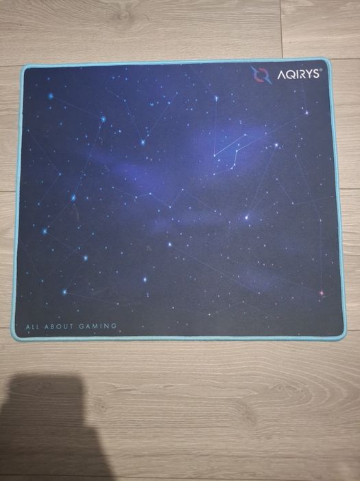 Vând mouspad aqirys