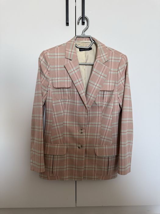 Продам костюм с юбкой