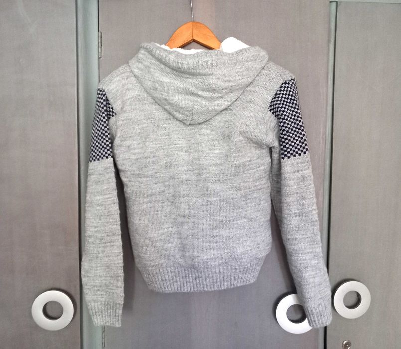 Нова мекичка и много топла плетена жилетка с качулка, размер 134–140