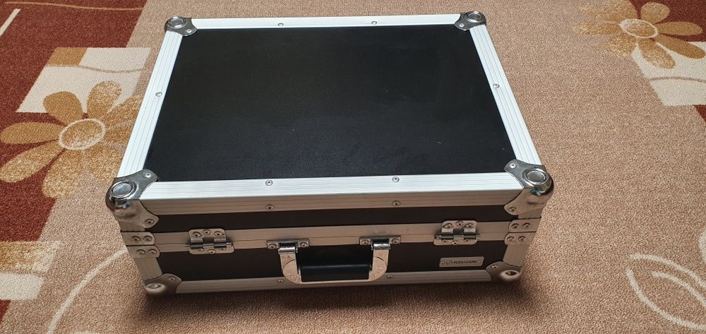 American Audio CK800