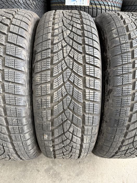 225/60/18 GOODYEAR 4бр
