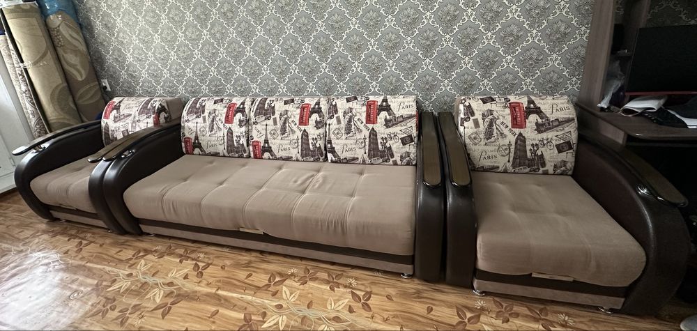Продам диван в хорошем состоянии