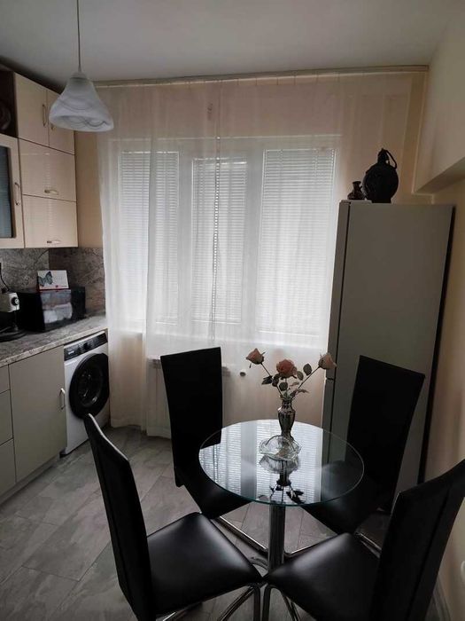 Дава се под наем Двустаен апартамент в София, Център - 70 кв.м за 847.62 € - Снимка #8