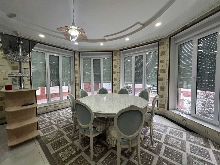 Улица Никитина
метро буюк ипак йули