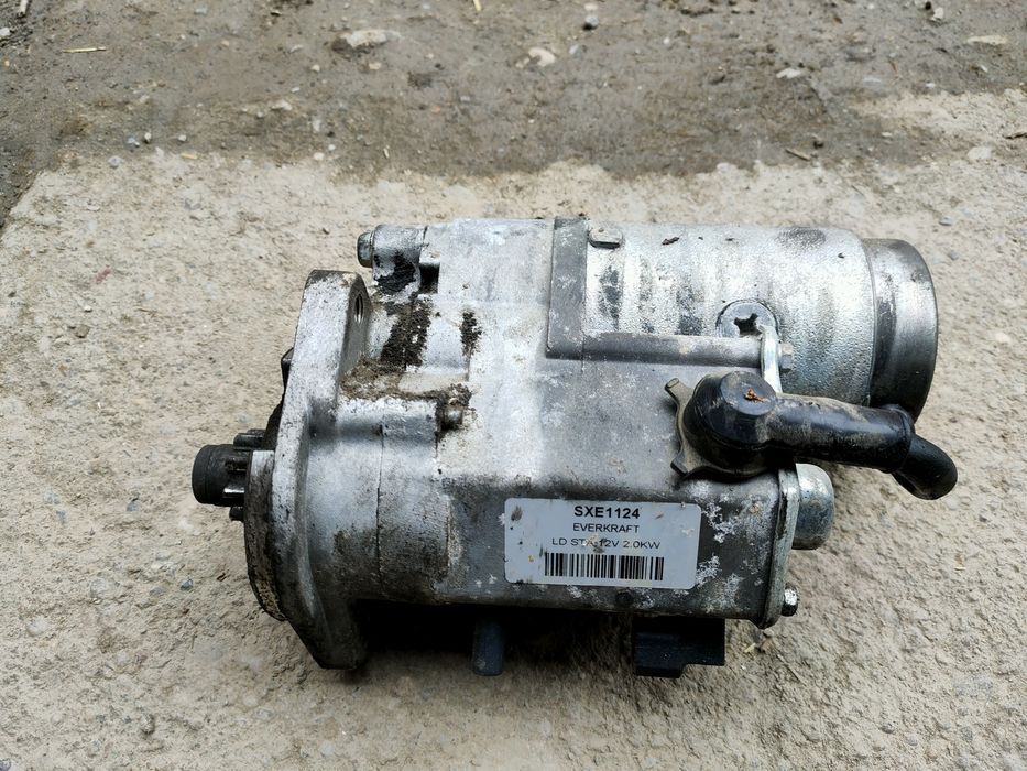 Vând piese Hyundai Tucson 2.0