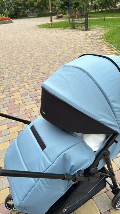 Коляска детская прогулочная