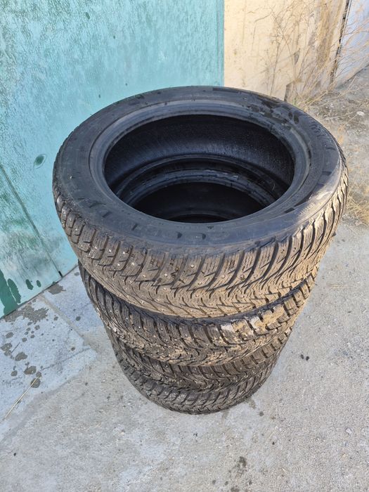 Продам зимние шины GOODRIDE