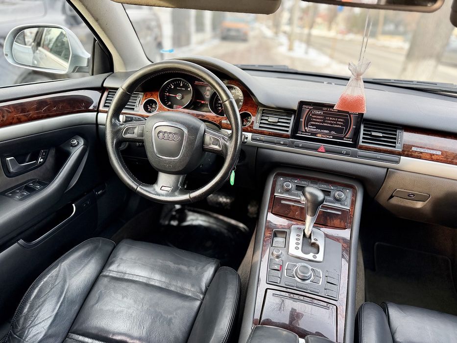 • Audi A8 Facelift 2008 / 3.0 Quattro / Parc Auto • RATE •