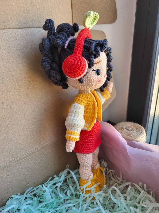 Păpușă croșetată manual, jucărie handmade