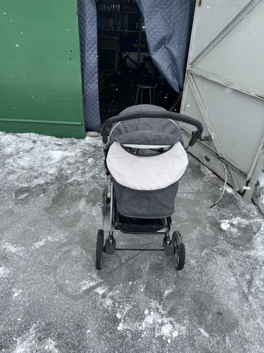 Продам детскую коляску