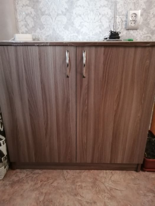 Продам шкаф, тумбу