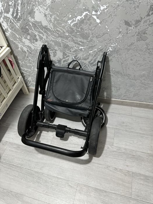 Продам детскую коляску Прогулочную Anex 2в 1